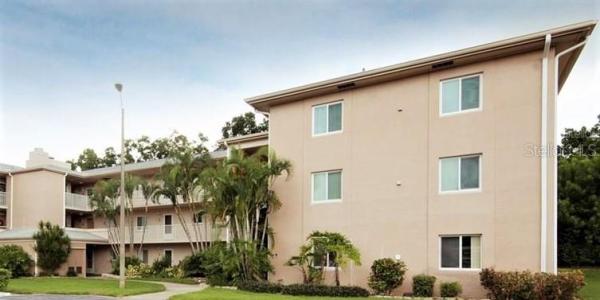 OAKS OF NORTHWOOD CONDO