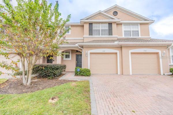 SUMMER GATE TOWNHOMES