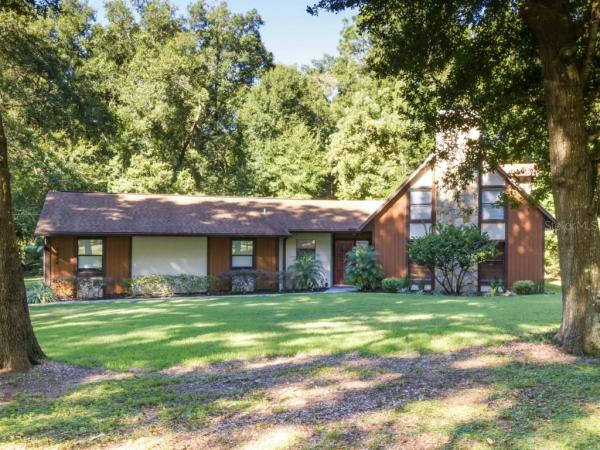 ROBERSONS ROBERT REP