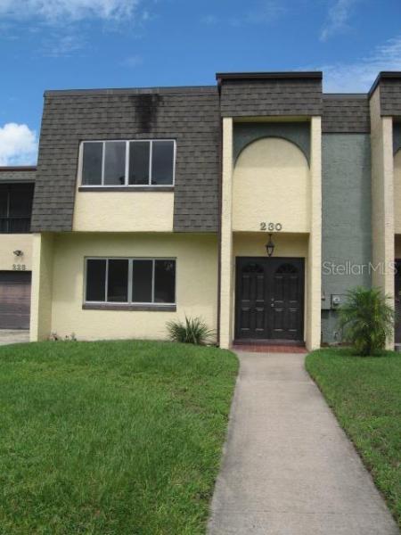 CASTILLE TWNHMS CONDO