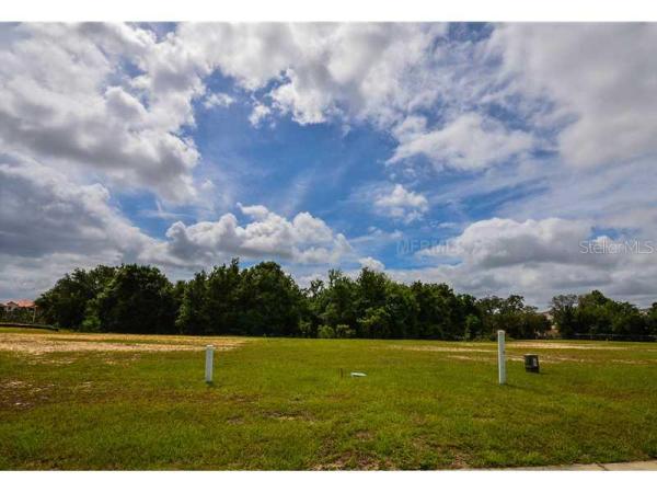 REUNION WEST VILLAGE 03B