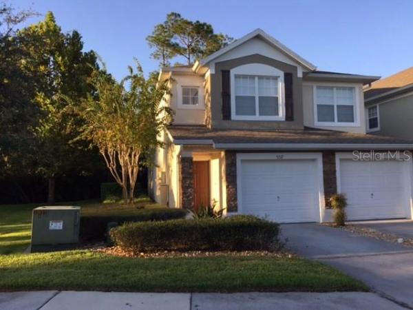 CARRIAGE HOMES AT DUNWOODY COMMONS