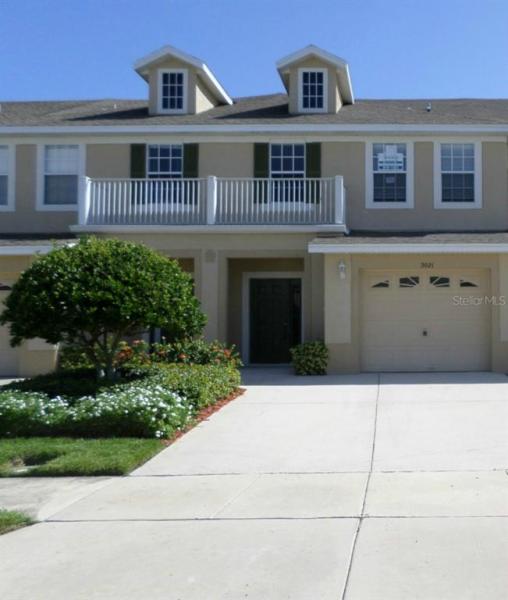 TOWNHOMES FLORA RIDGE