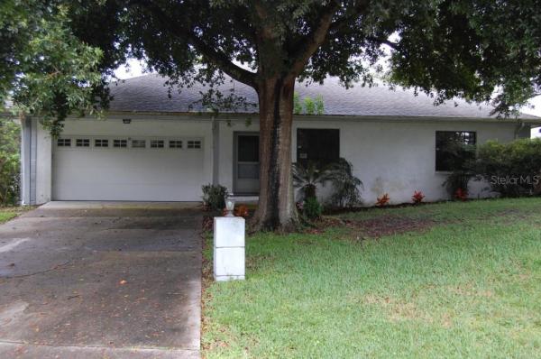 LAKE PADGETT ESTATES