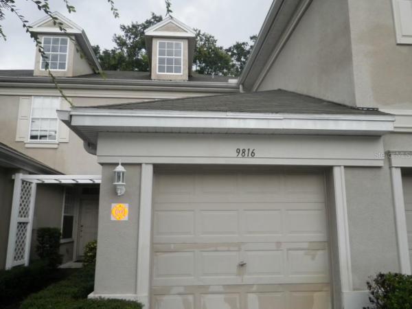 TOWNHOMES AT SABAL POINTE