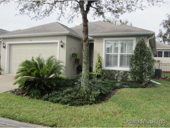 Villas At Paddock Park