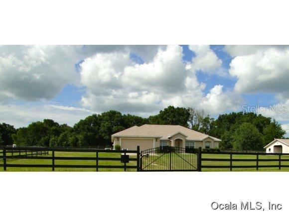 Hamlet/Sherman Oaks - фото