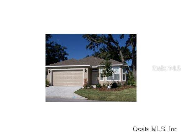 Villas At Paddock Park