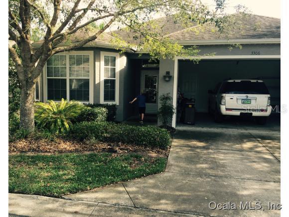 Villas At Paddock Park