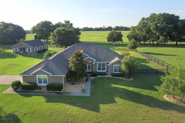 Hamlet At Sherman Oaks