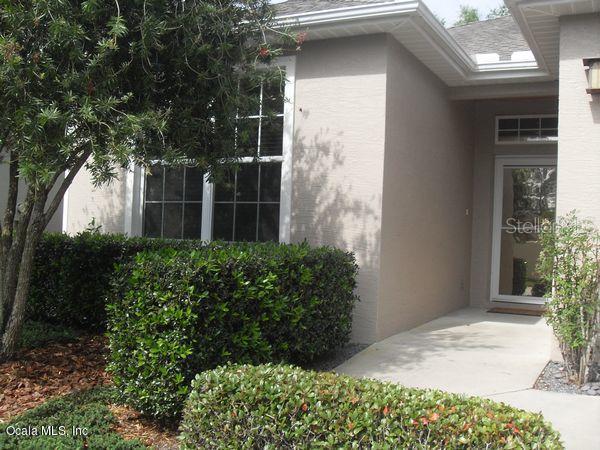 Villas At Paddock Park