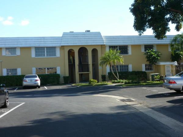 BAYWOOD COLONY GARDEN APTS