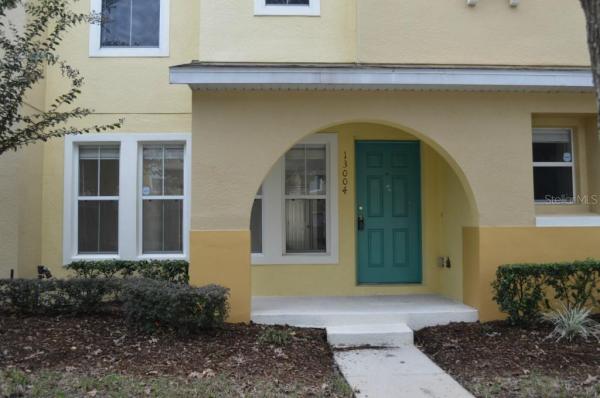 AVALON TOWN CENTER 52