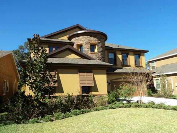 MANORS AT FOREST GLEN