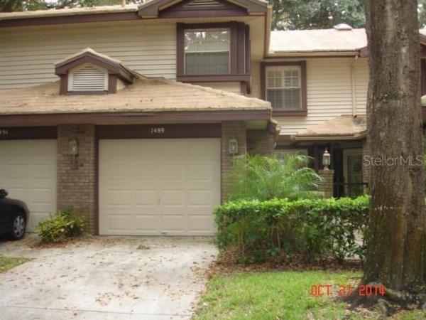 LAUREL OAKS AT COUNTRY WOODS CONDO