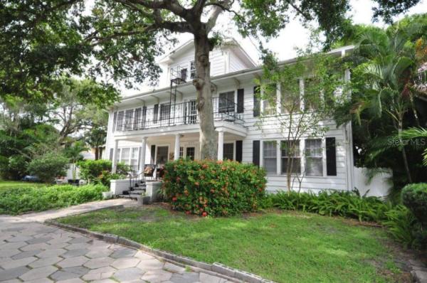 OLD NORTHEAST / BAY SHORE