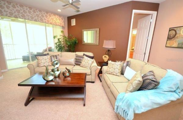 COACHMAN RESERVE CONDO