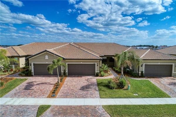 ISLANDWALK/THE WEST VLGS PH 5