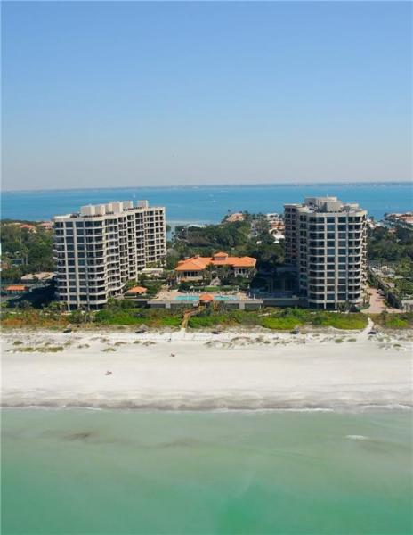 WATER CLUB 01 AT LONGBOAT KEY