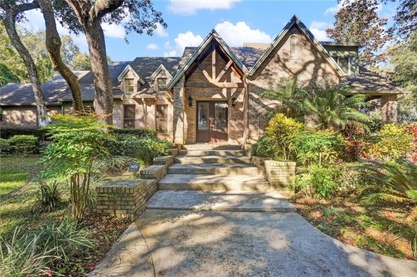 LAKE LOUISA OAKS SUB