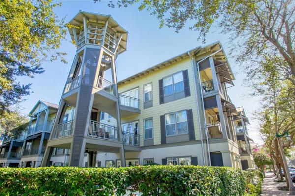 CARLYLE RESIDENCES AT CELEBRATION