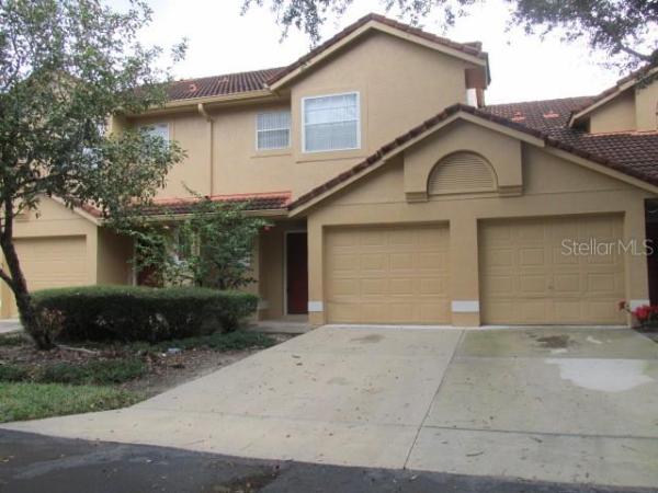 GREENBROOK VILLAS AT ERROL ESTATES 01