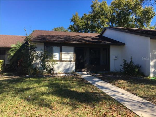 VILLAS OF BEACON GROVES