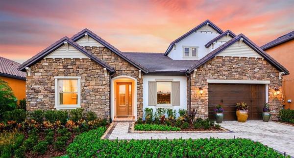 THE PROMENADE AT LAKE PARK