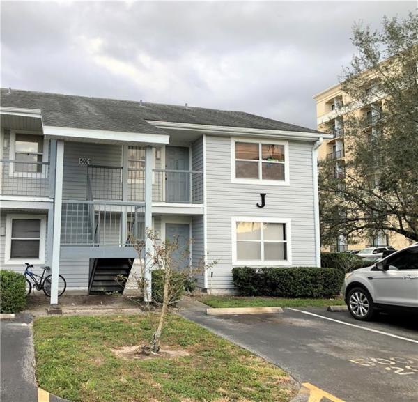 TERRACE PALMS CONDOS