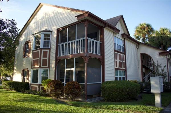 COUNTRY LAKES I CONDO