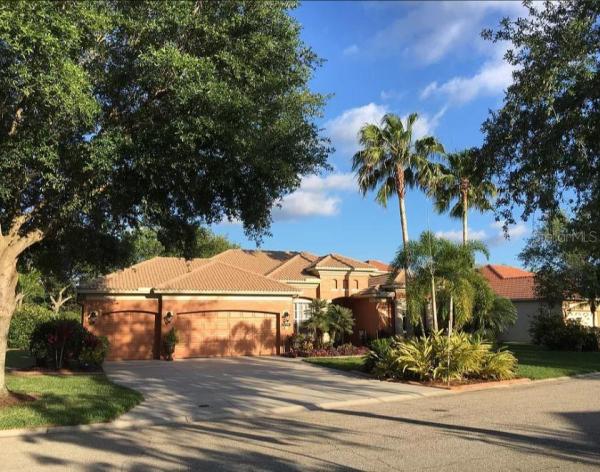 TAILFEATHER WAY AT TARA