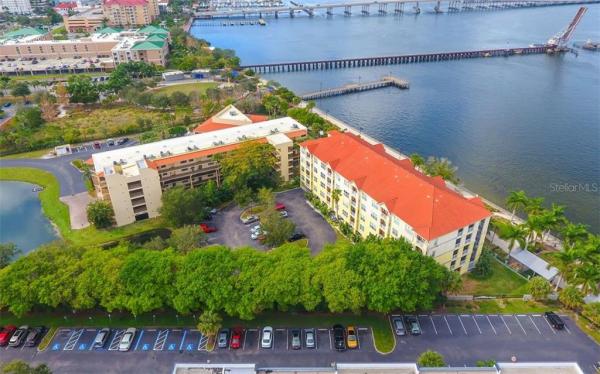 MAINSTREET AT BRADENTON CONDO