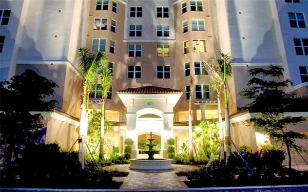 MERIDIAN AT THE OAKS PRESERVE