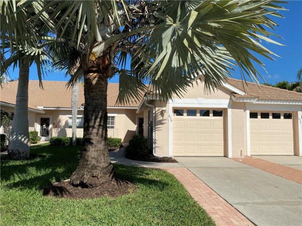 PELICAN POINTE GOLF & COUNTRY CLUB