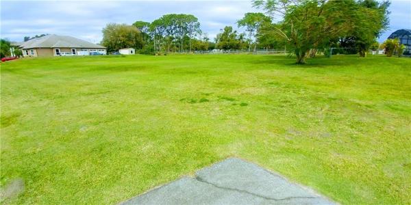 MONICA TERRACE UNIT 03