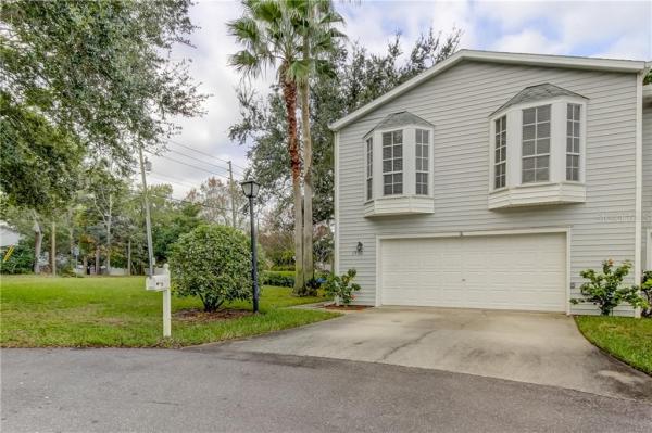 PLANTATION POINTE VILLAGE