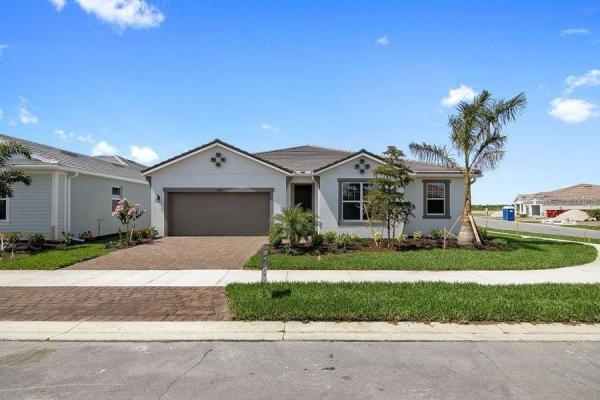 RENAISSANCE AT WEST VILLAGES