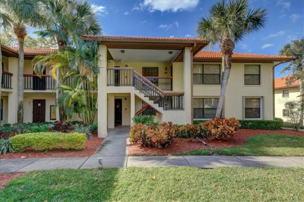 HAMMOCK PINE VILLAGE