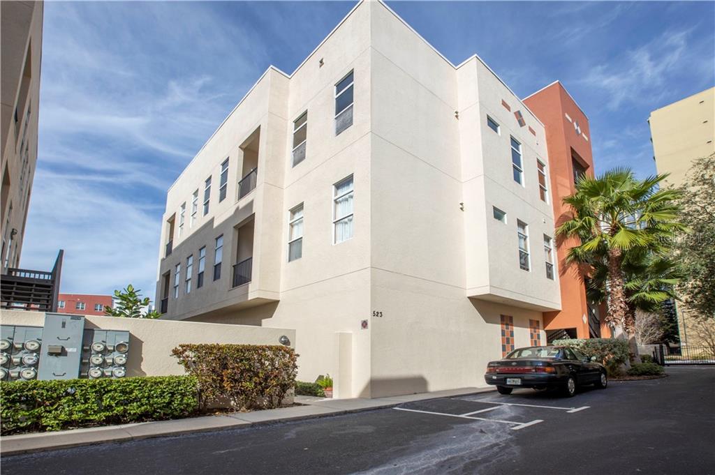 ARLINGTON LOFTS CONDO - фото