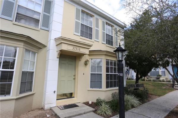 EMBASSY PARK TWNHMS CONDO