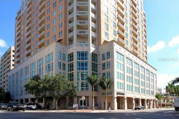 1350 MAIN RESIDENTIAL