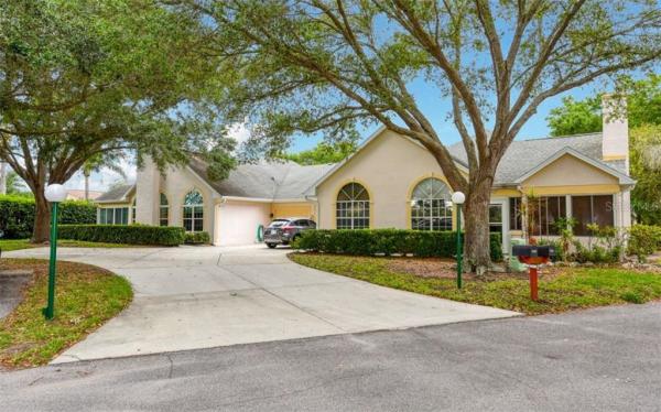 CALUMET AT CENTERGATE 1