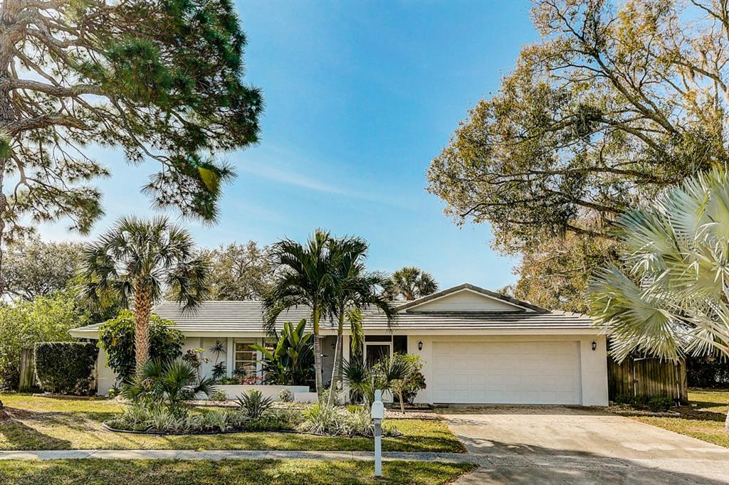 GULF GATE WOODS - фото