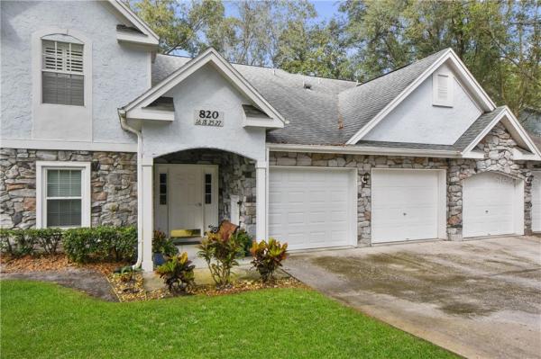 COACH HOMES AT ERROL PH 01