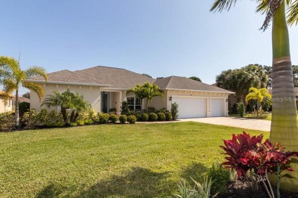 ROTONDA WEST BROADMOOR