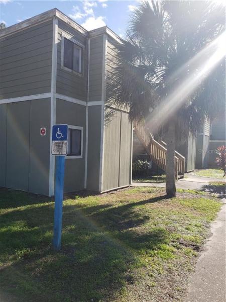 WINTER PARK WOODS CONDO