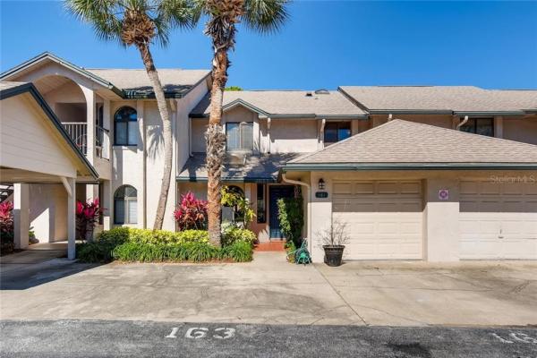 CROWN POINT BY THE SPGS