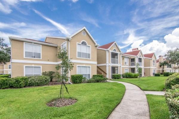 THE HIGHLANDS AT HUNTERS GREE