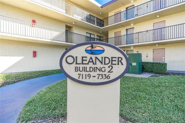 LAKEVIEW OF LARGO SOUTH CONDO