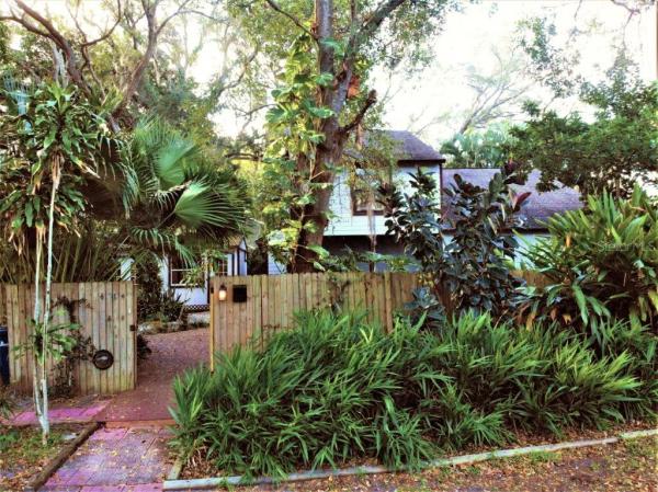 SARASOTA HIGHLANDS 2